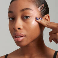California Beamin' Face And Body Liquid Highlighter