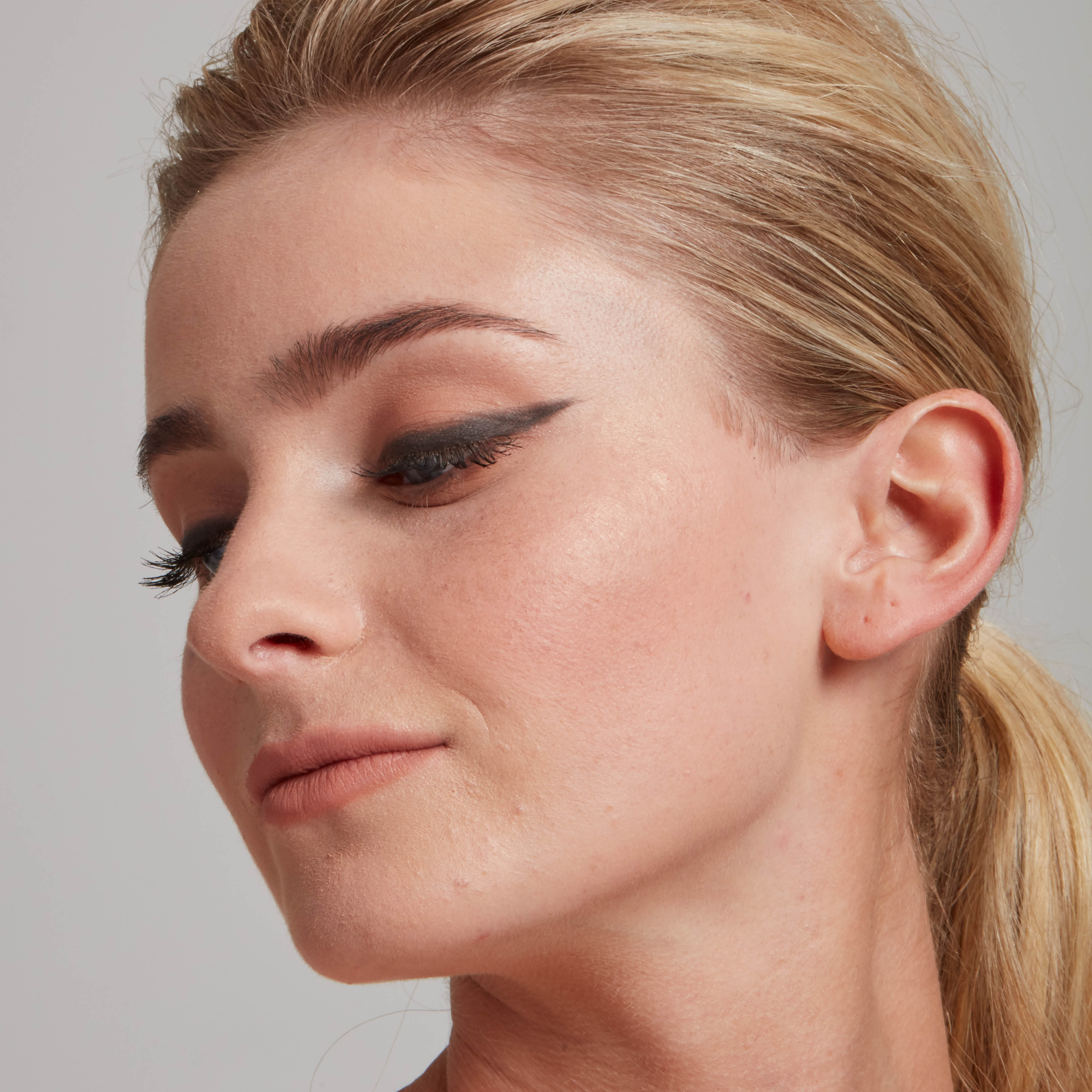 EPIC WEAR LINER STICKS